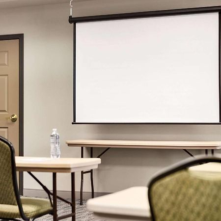 Country Inn & Suites By Radisson, St Cloud East, Mn Saint Cloud Dış mekan fotoğraf