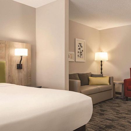 Country Inn & Suites By Radisson, St Cloud East, Mn Saint Cloud Dış mekan fotoğraf