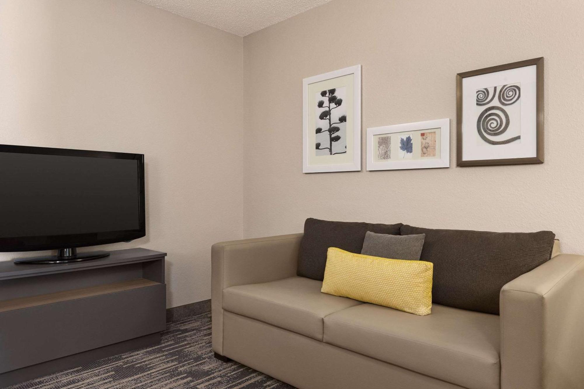 Country Inn & Suites By Radisson, St Cloud East, Mn Saint Cloud Dış mekan fotoğraf
