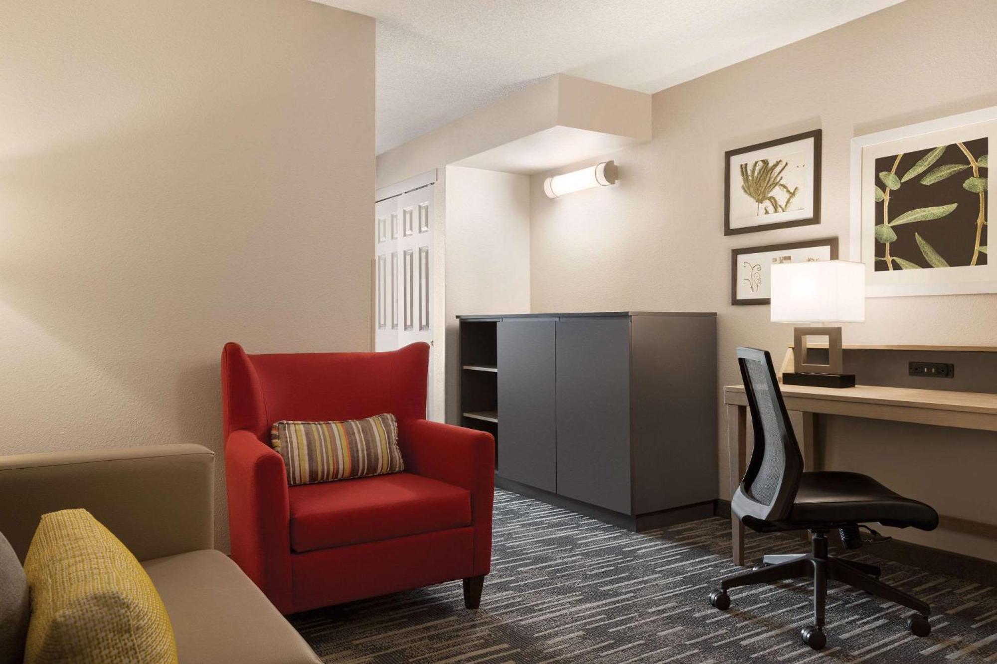 Country Inn & Suites By Radisson, St Cloud East, Mn Saint Cloud Dış mekan fotoğraf