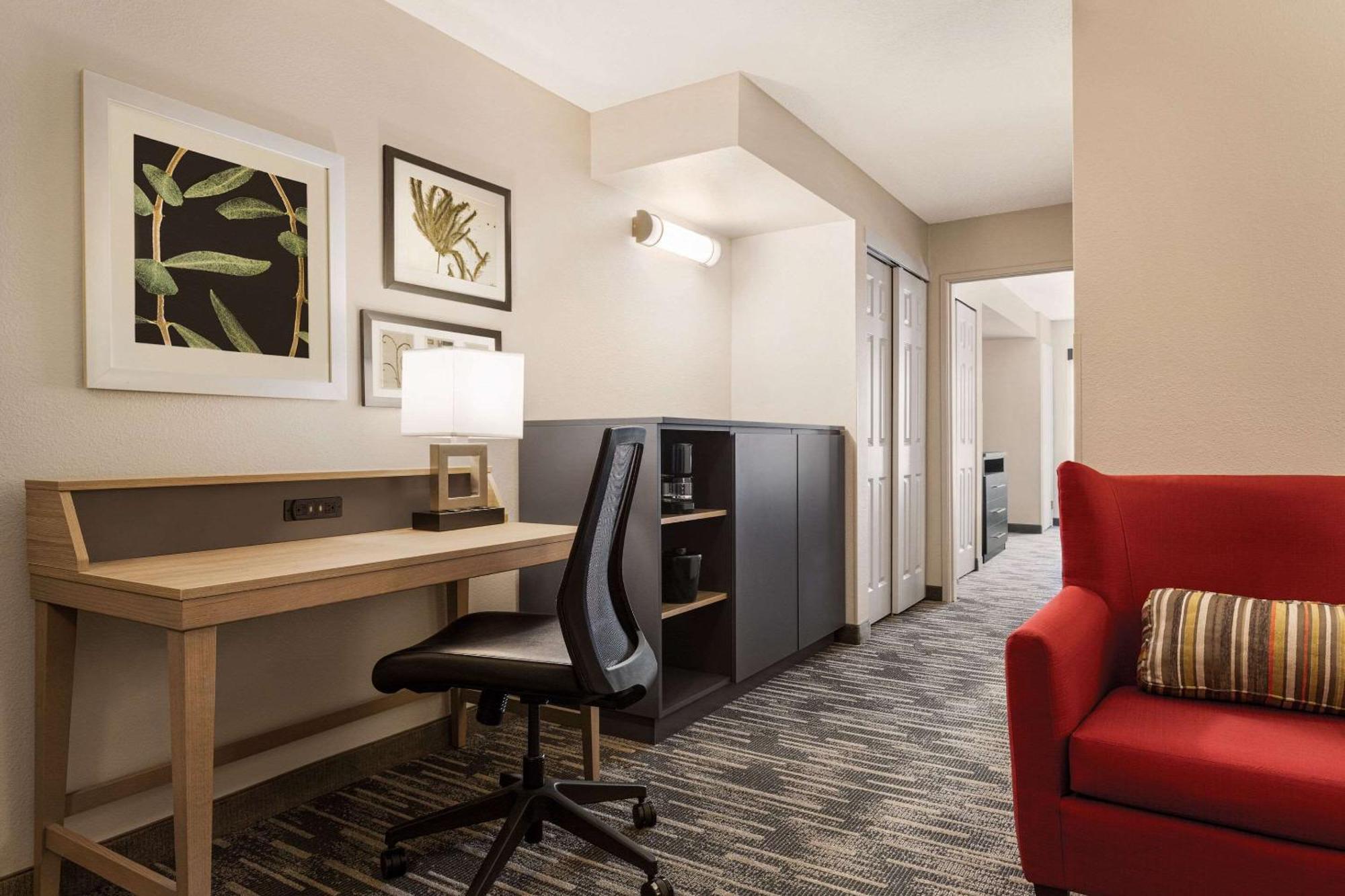 Country Inn & Suites By Radisson, St Cloud East, Mn Saint Cloud Dış mekan fotoğraf