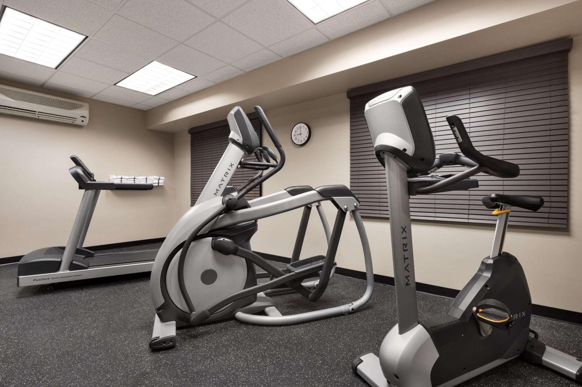 Country Inn & Suites By Radisson, St Cloud East, Mn Saint Cloud Dış mekan fotoğraf