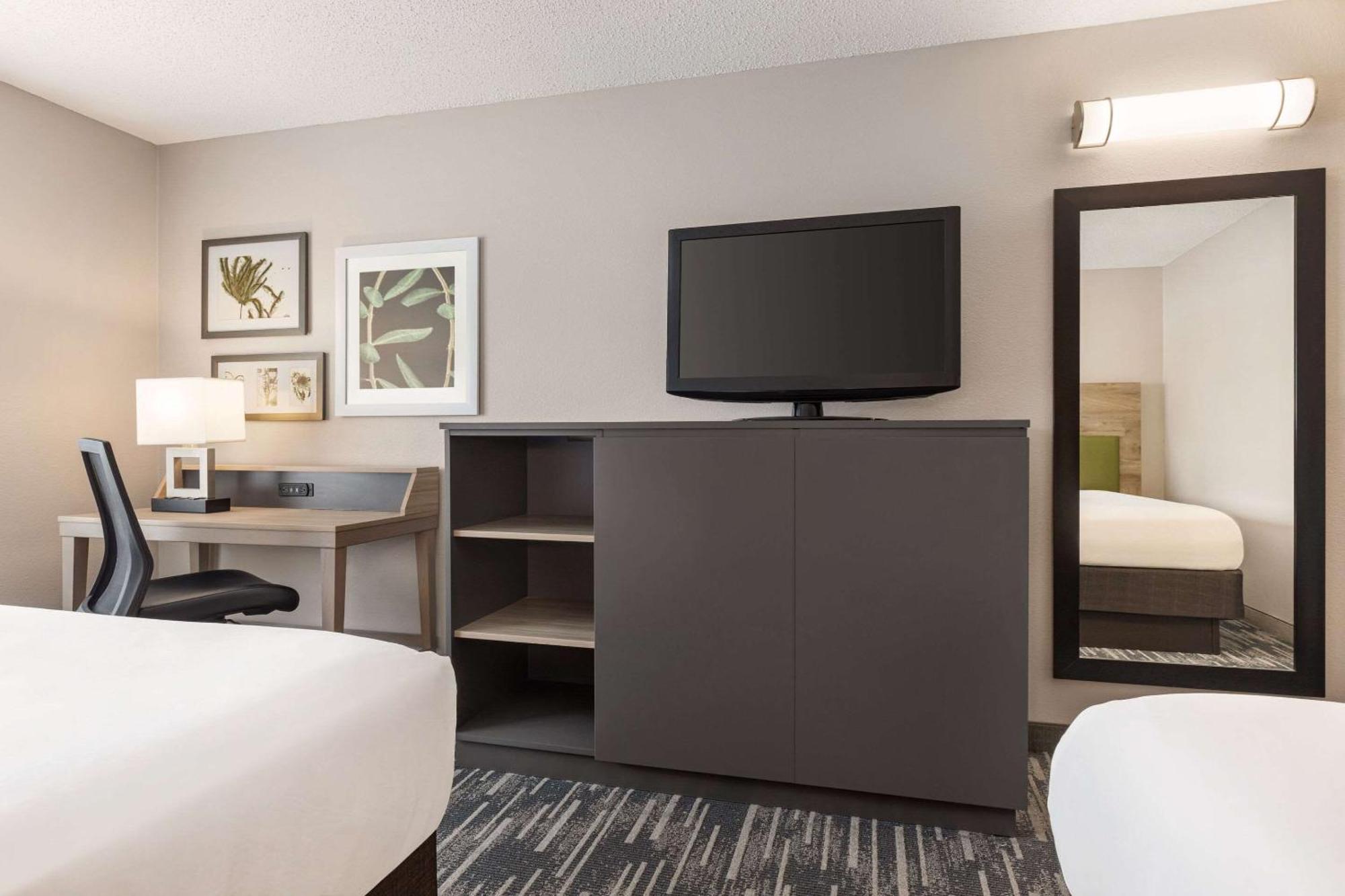 Country Inn & Suites By Radisson, St Cloud East, Mn Saint Cloud Dış mekan fotoğraf