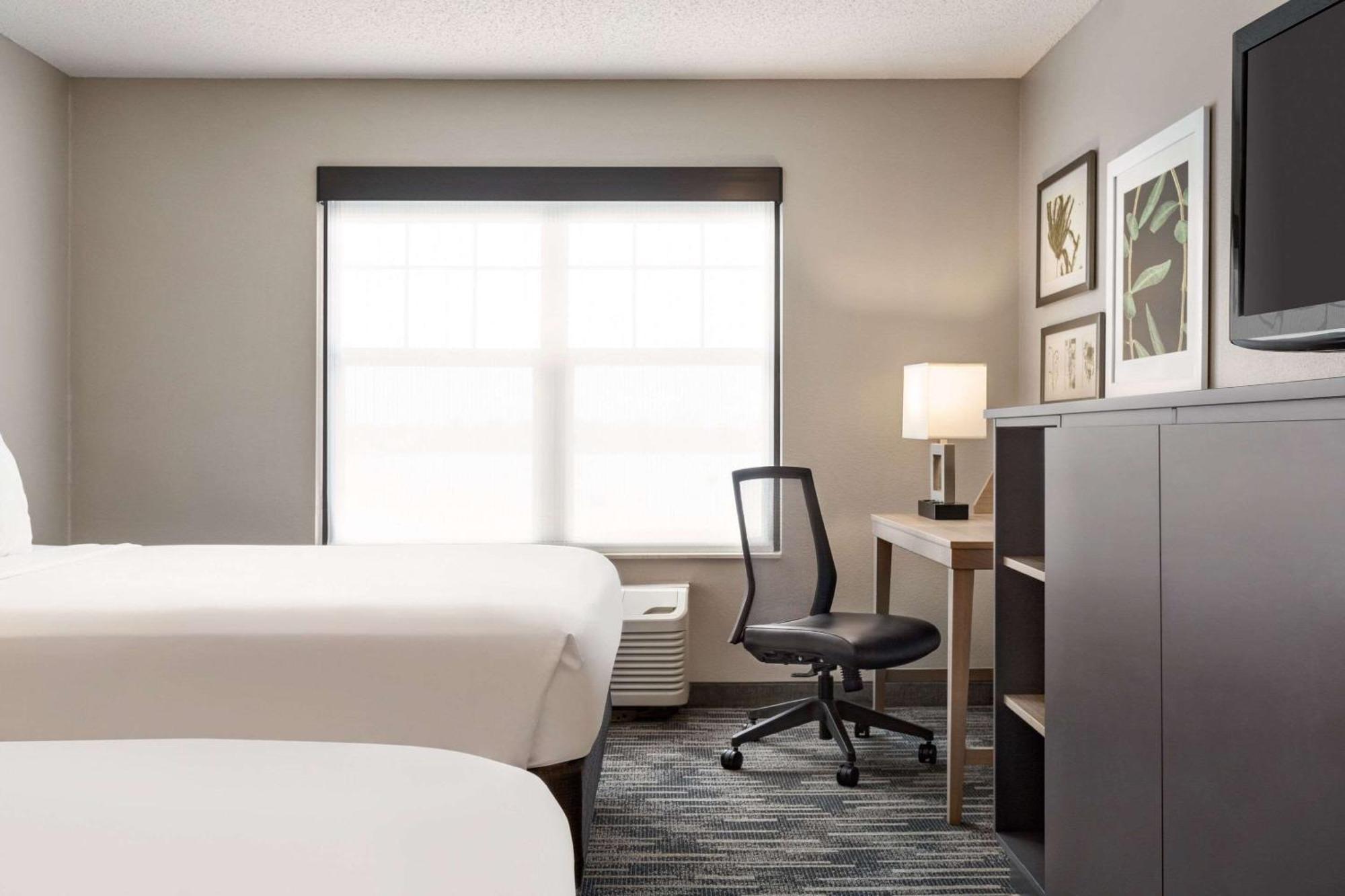 Country Inn & Suites By Radisson, St Cloud East, Mn Saint Cloud Dış mekan fotoğraf