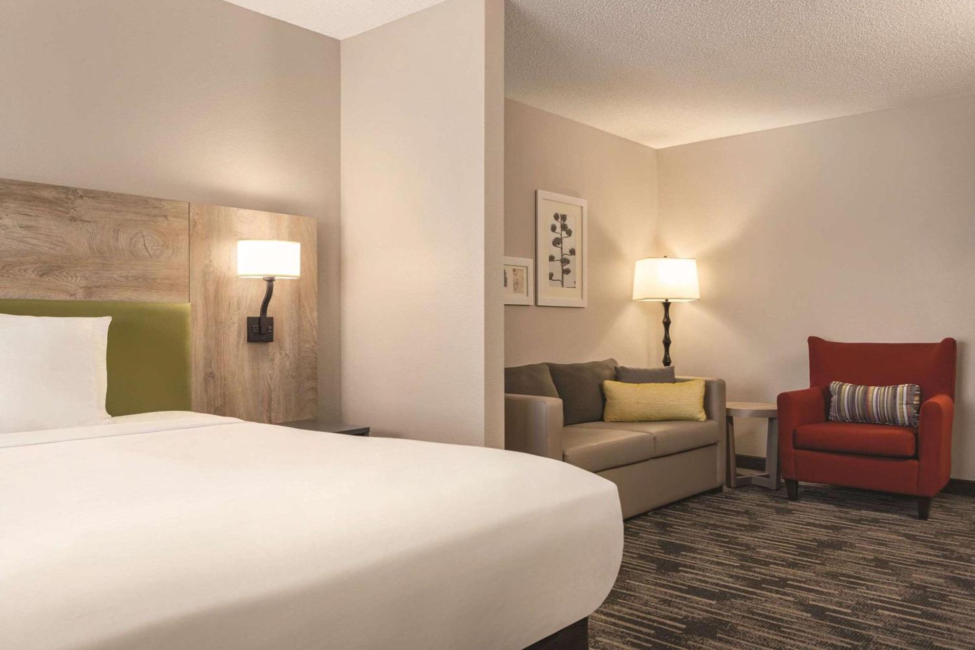 Country Inn & Suites By Radisson, St Cloud East, Mn Saint Cloud Dış mekan fotoğraf